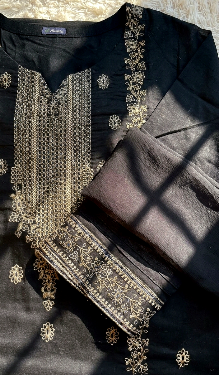 3 Piece - Embroidered Lawn  - Eid Collection + 🎁Free Matching Bracelet