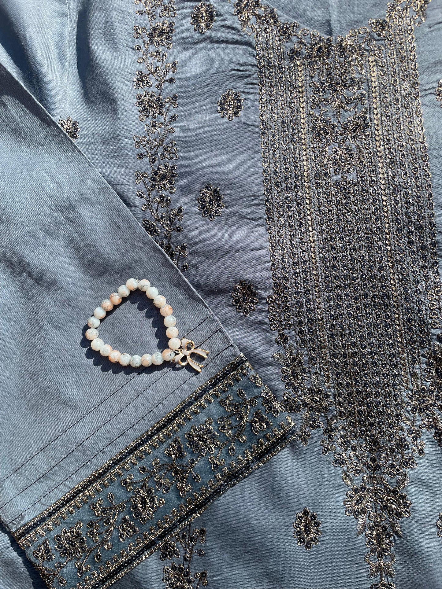 2 Piece -  Embroidered Lawn  - Eid Collection + 🎁Free Matching Bracelet